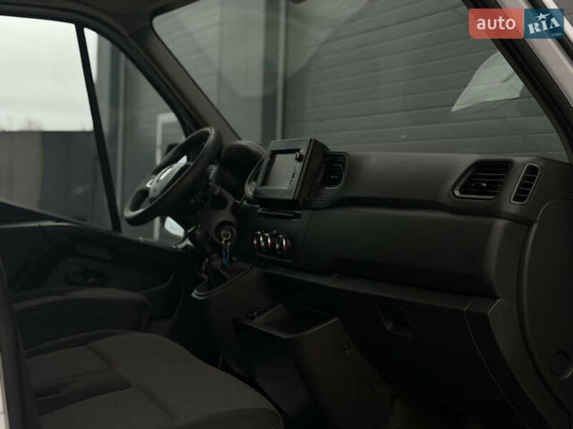 Белый Рено Мастер, объемом двигателя 2.3 л и пробегом 177 тыс. км за 20900 $, фото 54 на Automoto.ua