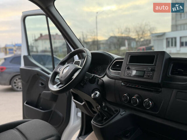Белый Рено Мастер, объемом двигателя 2.3 л и пробегом 255 тыс. км за 24900 $, фото 25 на Automoto.ua