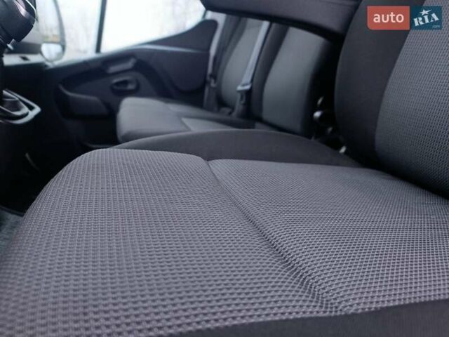 Білий Рено Мастєр, об'ємом двигуна 2.3 л та пробігом 181 тис. км за 21999 $, фото 47 на Automoto.ua