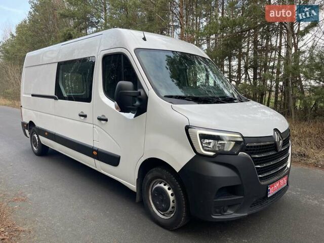 Белый Рено Мастер, объемом двигателя 2.3 л и пробегом 180 тыс. км за 22000 $, фото 5 на Automoto.ua