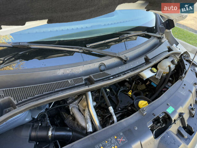 Білий Рено Мастєр, об'ємом двигуна 2.3 л та пробігом 188 тис. км за 26999 $, фото 42 на Automoto.ua