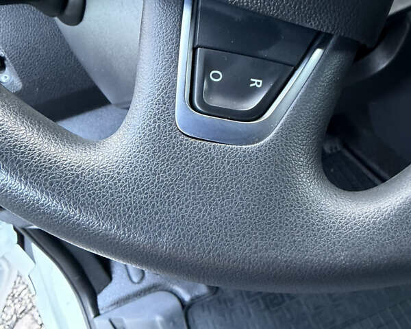 Белый Рено Мастер, объемом двигателя 2.3 л и пробегом 320 тыс. км за 24500 $, фото 30 на Automoto.ua