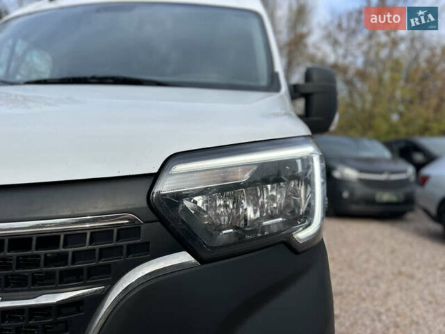 Рено Мастер 2021 в Ровно на Automoto.ua Белый Рено Мастер, объемом двигателя 0 л и пробегом 169 тыс. км за 19550 $, фото 3 на Automoto.ua