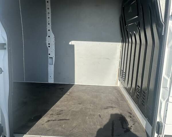 Білий Рено Мастєр, об'ємом двигуна 2.3 л та пробігом 187 тис. км за 21800 $, фото 39 на Automoto.ua