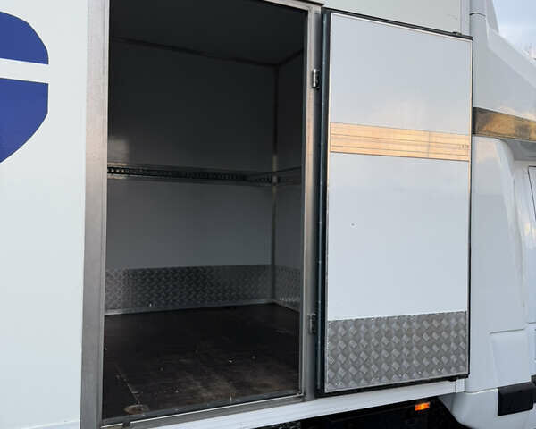 Белый Рено Мастер, объемом двигателя 2.3 л и пробегом 320 тыс. км за 24500 $, фото 7 на Automoto.ua