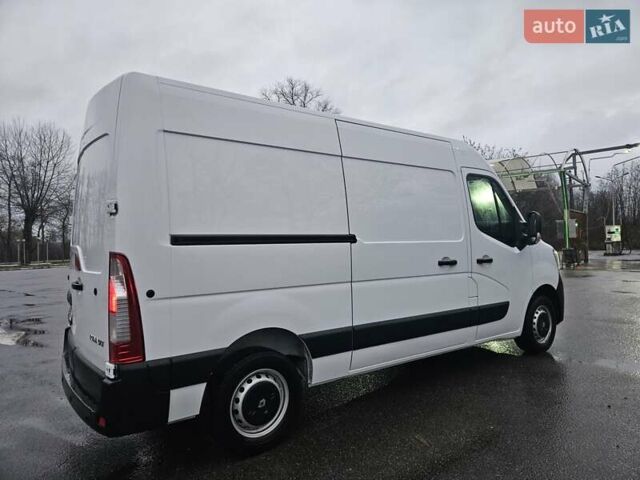 Белый Рено Мастер, объемом двигателя 2.3 л и пробегом 184 тыс. км за 18300 $, фото 12 на Automoto.ua