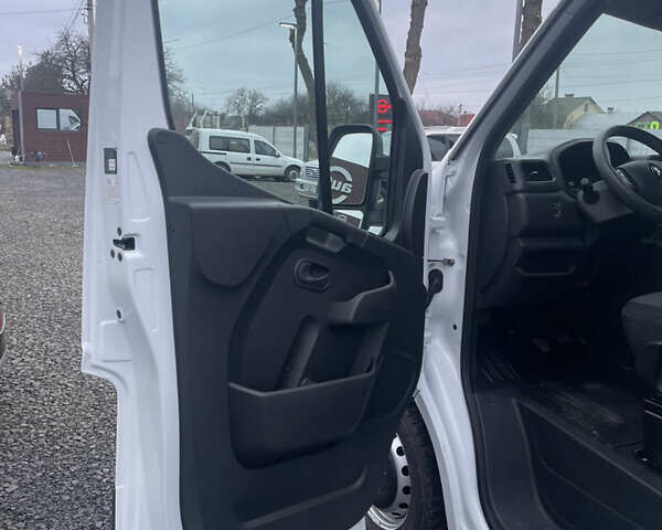 Белый Рено Мастер, объемом двигателя 2.3 л и пробегом 202 тыс. км за 21900 $, фото 16 на Automoto.ua