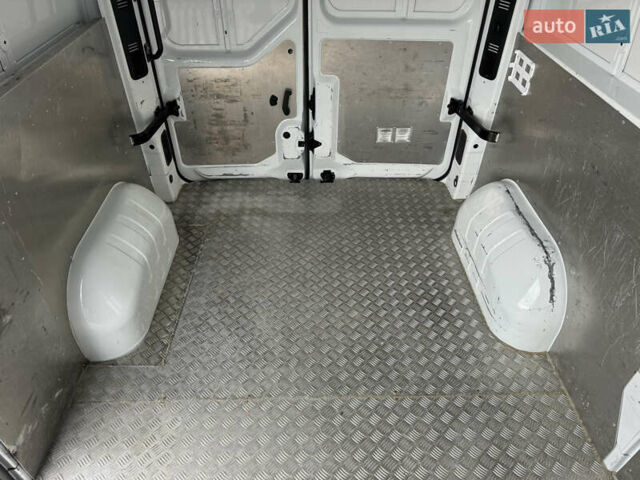 Білий Рено Мастєр, об'ємом двигуна 2.3 л та пробігом 267 тис. км за 21500 $, фото 39 на Automoto.ua