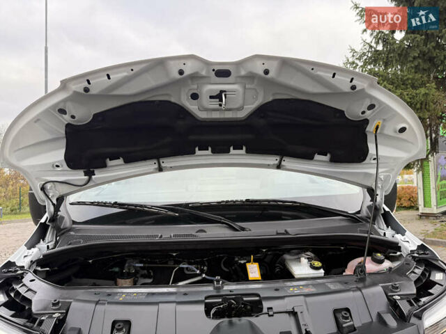 Білий Рено Мастєр, об'ємом двигуна 0 л та пробігом 266 тис. км за 21300 $, фото 96 на Automoto.ua