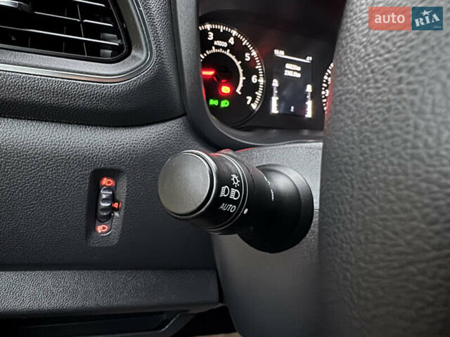 Белый Рено Мастер, объемом двигателя 2.3 л и пробегом 66 тыс. км за 25800 $, фото 37 на Automoto.ua