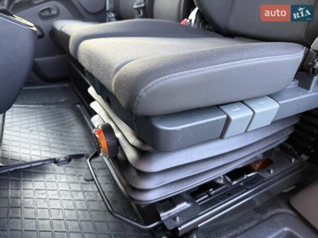 Білий Рено Мастєр, об'ємом двигуна 2.3 л та пробігом 205 тис. км за 20500 $, фото 14 на Automoto.ua