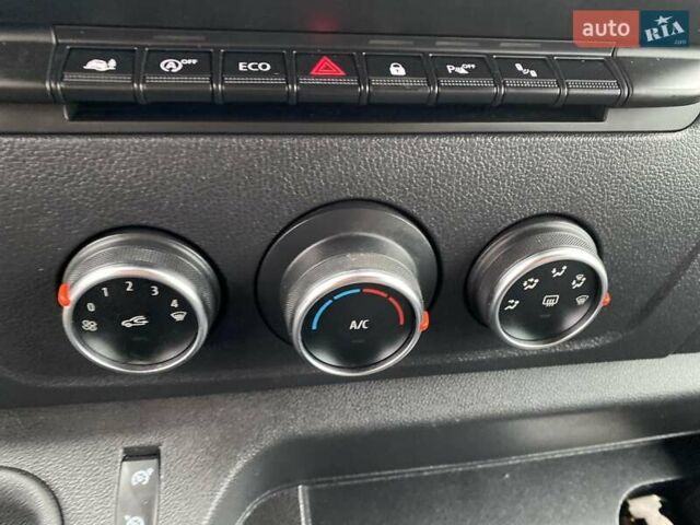 Білий Рено Мастєр, об'ємом двигуна 2.3 л та пробігом 168 тис. км за 18350 $, фото 44 на Automoto.ua