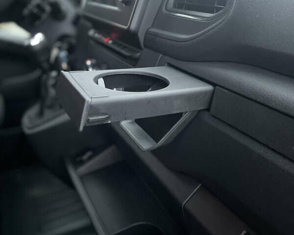 Белый Рено Мастер, объемом двигателя 2.3 л и пробегом 202 тыс. км за 21900 $, фото 15 на Automoto.ua