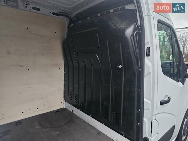 Белый Рено Мастер, объемом двигателя 2.3 л и пробегом 184 тыс. км за 18300 $, фото 65 на Automoto.ua