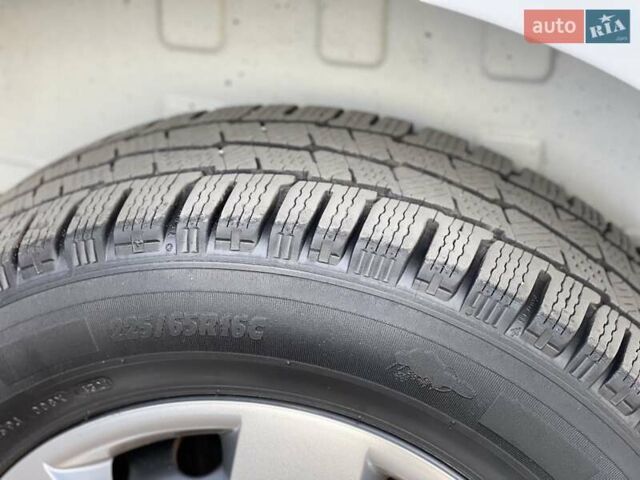 Белый Рено Мастер, объемом двигателя 2.3 л и пробегом 164 тыс. км за 19450 $, фото 47 на Automoto.ua