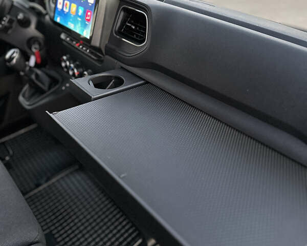 Білий Рено Мастєр, об'ємом двигуна 2.3 л та пробігом 175 тис. км за 19600 $, фото 55 на Automoto.ua