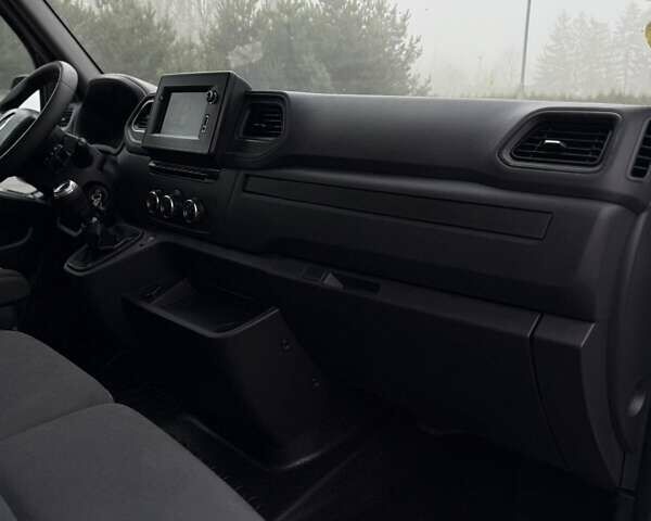 Білий Рено Мастєр, об'ємом двигуна 0 л та пробігом 281 тис. км за 19750 $, фото 15 на Automoto.ua