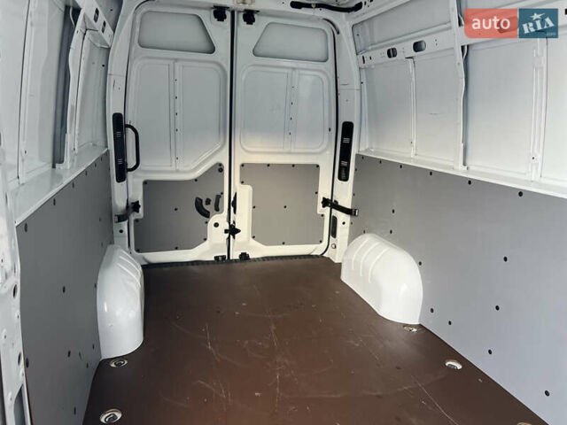 Белый Рено Мастер, объемом двигателя 2.3 л и пробегом 170 тыс. км за 19900 $, фото 29 на Automoto.ua