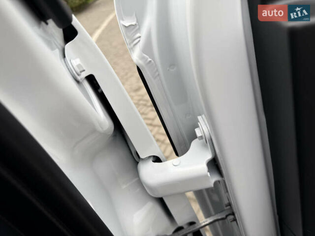 Білий Рено Мастєр, об'ємом двигуна 0 л та пробігом 266 тис. км за 21300 $, фото 54 на Automoto.ua