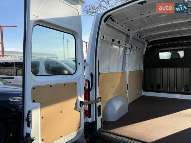 Белый Рено Мастер, объемом двигателя 2.3 л и пробегом 250 тыс. км за 19999 $, фото 34 на Automoto.ua