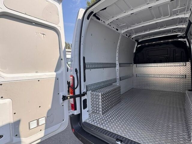 Белый Рено Мастер, объемом двигателя 2.3 л и пробегом 220 тыс. км за 22200 $, фото 27 на Automoto.ua