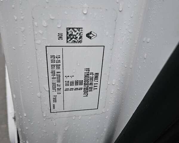 Белый Рено Мастер, объемом двигателя 2.3 л и пробегом 184 тыс. км за 18300 $, фото 57 на Automoto.ua