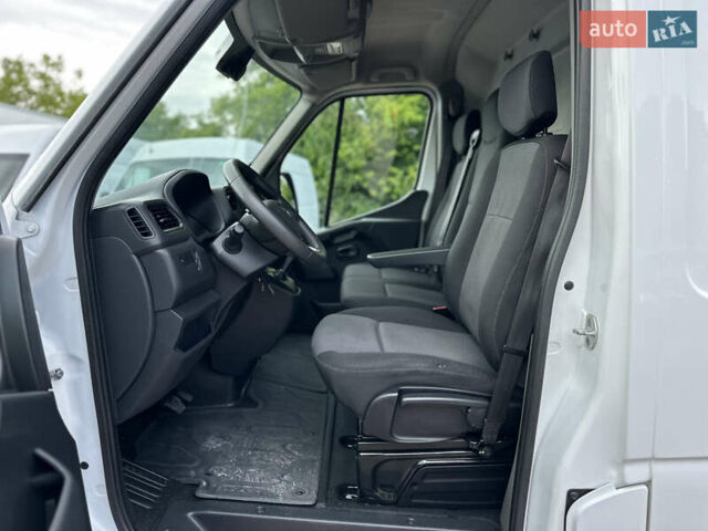 Белый Рено Мастер, объемом двигателя 2.3 л и пробегом 204 тыс. км за 20800 $, фото 10 на Automoto.ua