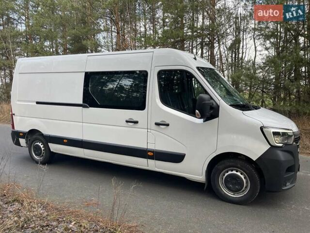 Белый Рено Мастер, объемом двигателя 2.3 л и пробегом 180 тыс. км за 22000 $, фото 8 на Automoto.ua