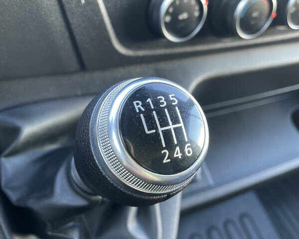 Білий Рено Мастєр, об'ємом двигуна 2.3 л та пробігом 143 тис. км за 22500 $, фото 24 на Automoto.ua