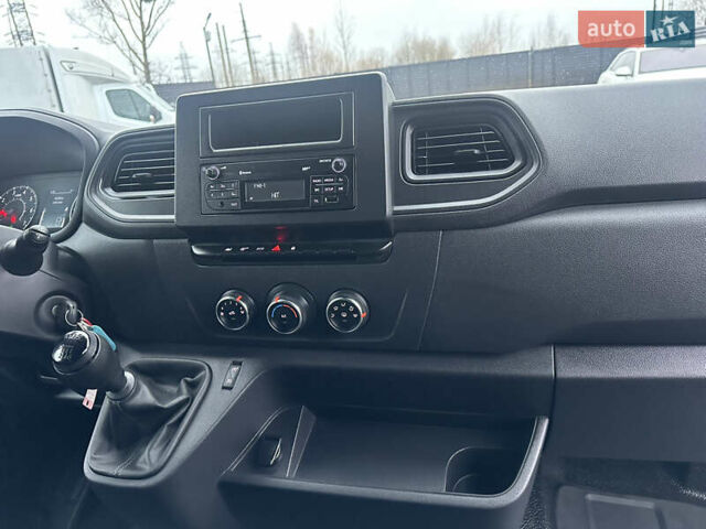 Білий Рено Мастєр, об'ємом двигуна 2.3 л та пробігом 40 тис. км за 23300 $, фото 32 на Automoto.ua