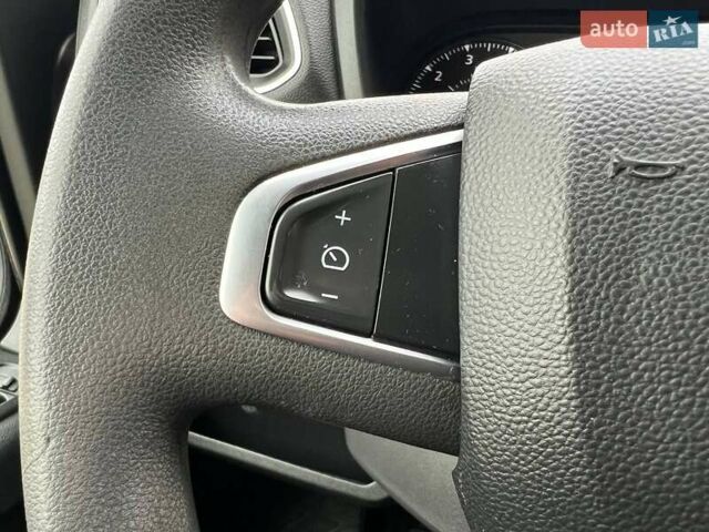 Белый Рено Мастер, объемом двигателя 2.3 л и пробегом 293 тыс. км за 24999 $, фото 70 на Automoto.ua