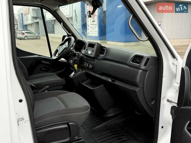 Білий Рено Мастєр, об'ємом двигуна 2.3 л та пробігом 201 тис. км за 17200 $, фото 21 на Automoto.ua