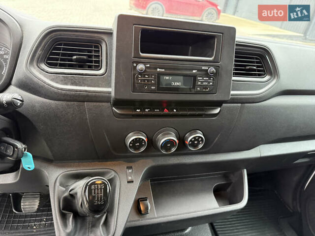 Білий Рено Мастєр, об'ємом двигуна 2.3 л та пробігом 98 тис. км за 27300 $, фото 48 на Automoto.ua