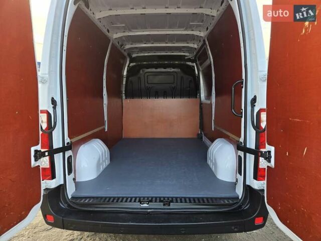 Белый Рено Мастер, объемом двигателя 2.3 л и пробегом 179 тыс. км за 18900 $, фото 35 на Automoto.ua