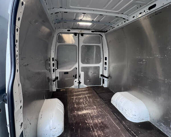 Белый Рено Мастер, объемом двигателя 2.3 л и пробегом 229 тыс. км за 25300 $, фото 38 на Automoto.ua