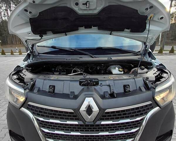 Белый Рено Мастер, объемом двигателя 2.3 л и пробегом 192 тыс. км за 18400 $, фото 24 на Automoto.ua