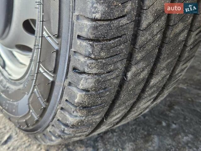 Белый Рено Мастер, объемом двигателя 2.3 л и пробегом 179 тыс. км за 18900 $, фото 22 на Automoto.ua