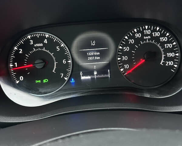 Белый Рено Мастер, объемом двигателя 2.3 л и пробегом 130 тыс. км за 23500 $, фото 6 на Automoto.ua