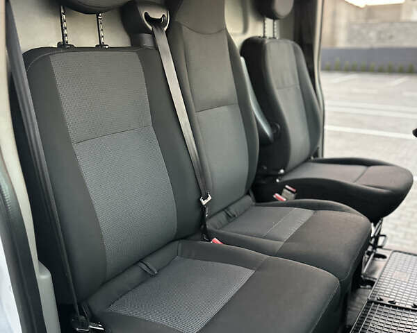 Білий Рено Мастєр, об'ємом двигуна 2.3 л та пробігом 171 тис. км за 18800 $, фото 51 на Automoto.ua