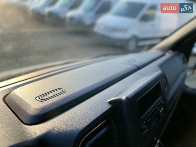 Білий Рено Мастєр, об'ємом двигуна 2.3 л та пробігом 198 тис. км за 17850 $, фото 34 на Automoto.ua