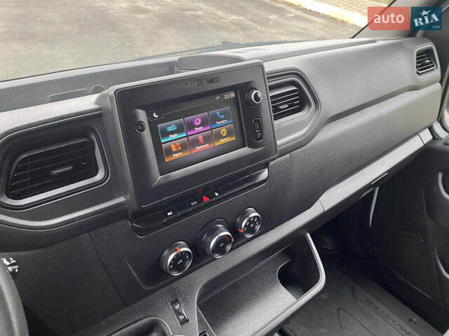 Білий Рено Мастєр, об'ємом двигуна 2.3 л та пробігом 246 тис. км за 19900 $, фото 41 на Automoto.ua