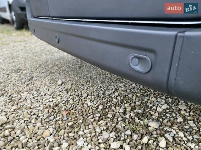 Білий Рено Мастєр, об'ємом двигуна 2.3 л та пробігом 138 тис. км за 18850 $, фото 23 на Automoto.ua