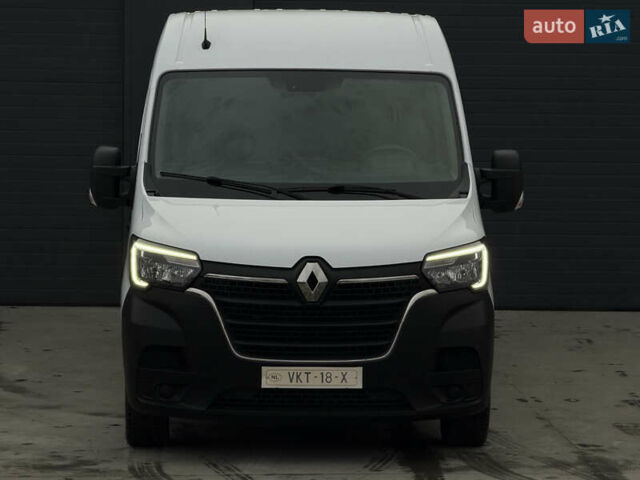 Белый Рено Мастер, объемом двигателя 2.3 л и пробегом 177 тыс. км за 20900 $, фото 2 на Automoto.ua