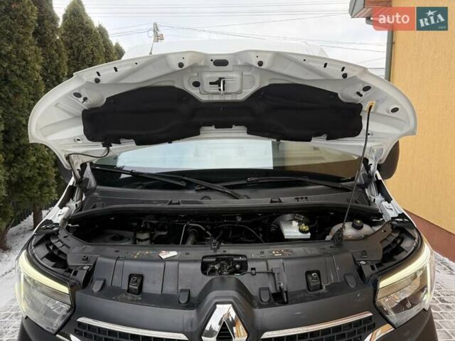 Білий Рено Мастєр, об'ємом двигуна 2.3 л та пробігом 209 тис. км за 18700 $, фото 74 на Automoto.ua