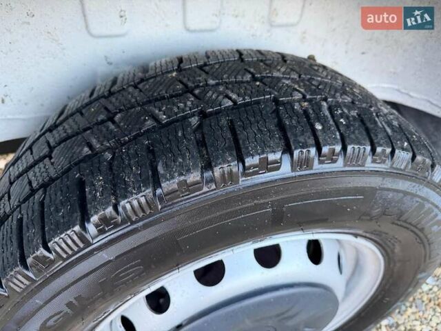 Белый Рено Мастер, объемом двигателя 2.3 л и пробегом 176 тыс. км за 21300 $, фото 43 на Automoto.ua