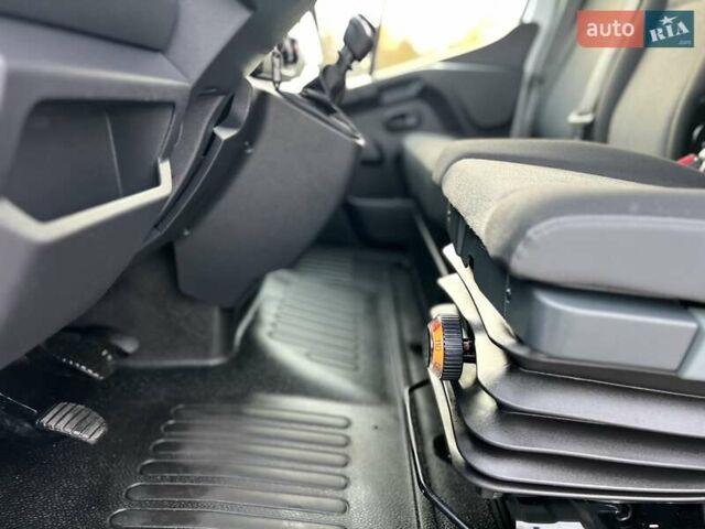 Білий Рено Мастєр, об'ємом двигуна 2.3 л та пробігом 164 тис. км за 19750 $, фото 31 на Automoto.ua