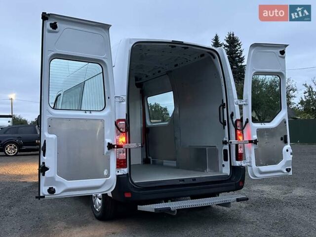 Белый Рено Мастер, объемом двигателя 2.3 л и пробегом 223 тыс. км за 17200 $, фото 17 на Automoto.ua