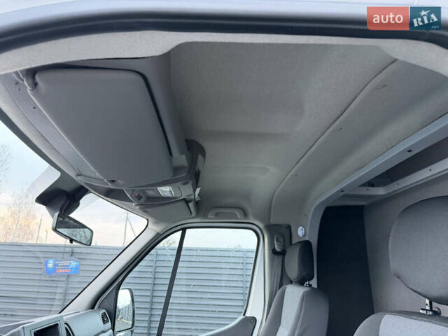 Белый Рено Мастер, объемом двигателя 2.3 л и пробегом 320 тыс. км за 24500 $, фото 33 на Automoto.ua