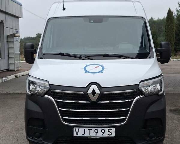 Белый Рено Мастер, объемом двигателя 2.3 л и пробегом 241 тыс. км за 19800 $, фото 4 на Automoto.ua