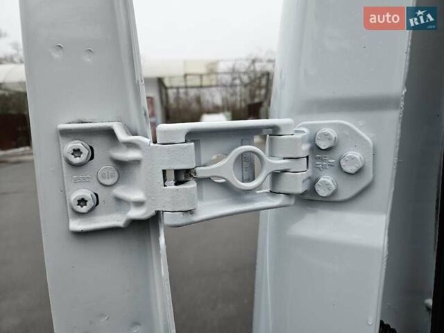 Білий Рено Мастєр, об'ємом двигуна 2.3 л та пробігом 217 тис. км за 18900 $, фото 66 на Automoto.ua